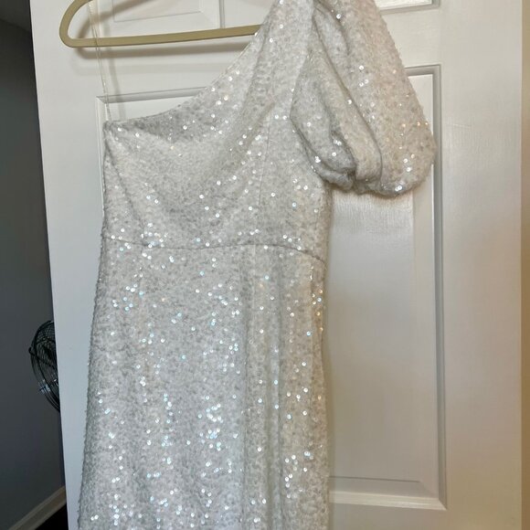 Sachin & Babi Sequin Dova Puffed One-Shoulder Bow Wrap Mini Dress size 8 - Picture 6 of 15